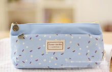 Load image into Gallery viewer, Cactus Pencil Case
